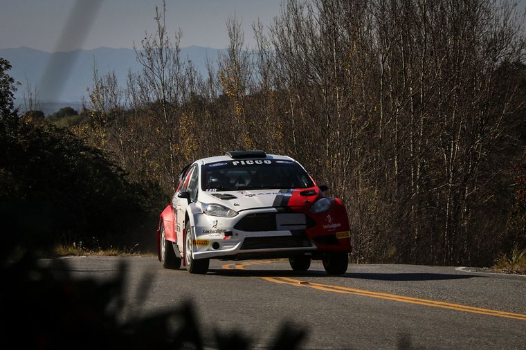 FOTO: Maranzana/Ford, gana en la Maxi Rally.