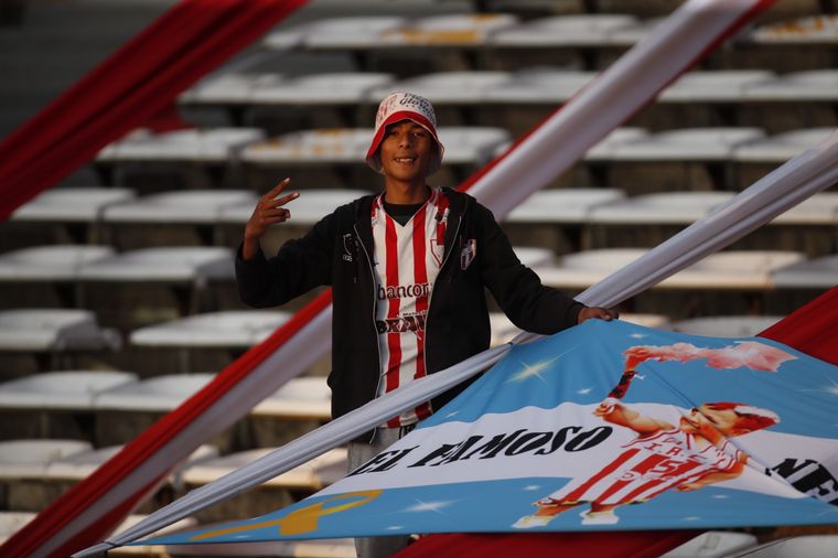 FOTO: Los hinchas de Instituto coparon las tribunas del Kempes.