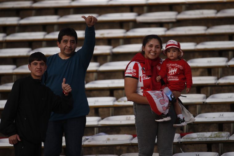 FOTO: Los hinchas de Instituto coparon las tribunas del Kempes.