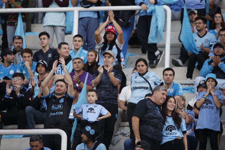 FOTO: Los hinchas de Belgrano colmaron el Kempes.