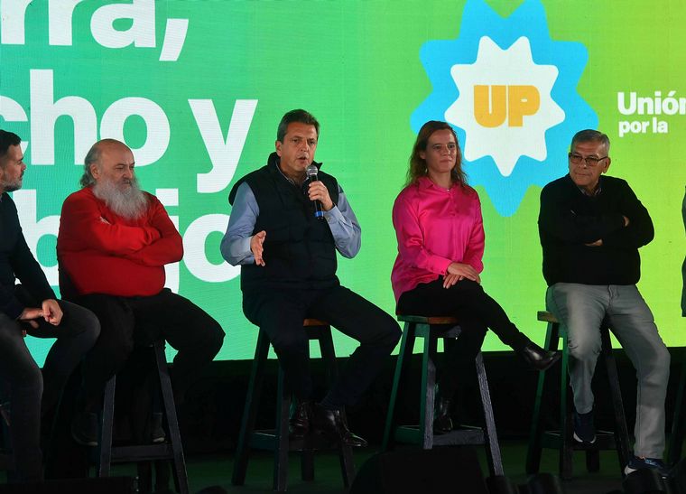 FOTO: Sergio Massa durante el acto en el club Ferro. 