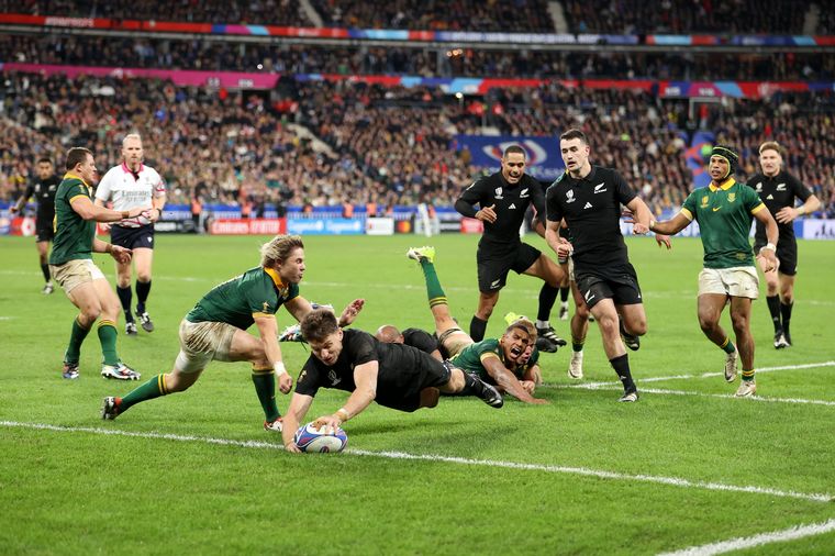 FOTO: Sudáfrica y Nueva Zelanda se enfrentaron en una emocionante final. (Foto:@Allblacks)