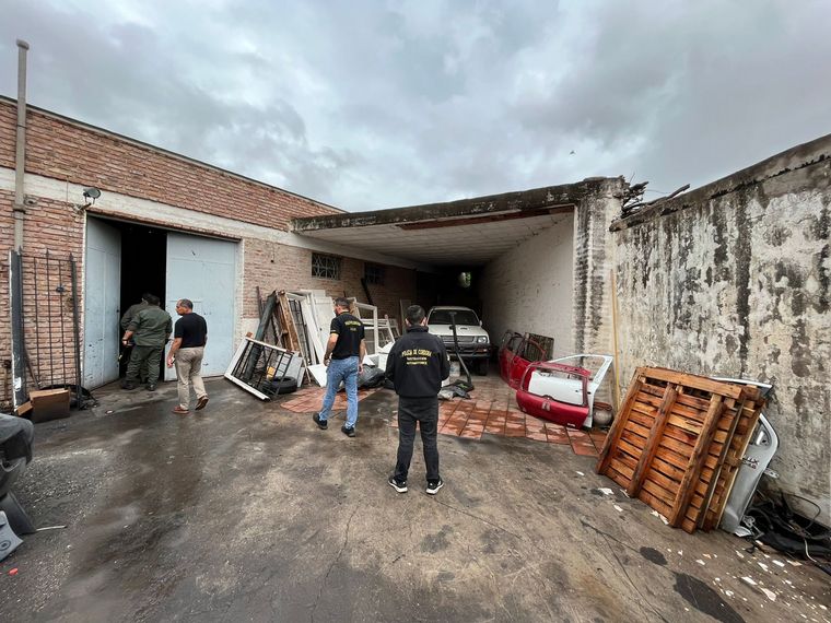FOTO: Operativo Fénix: desbaratan banda dedicada al robo de vehículos en Córdoba.