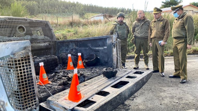 FOTO: Preocupación en Chile por el asesinato de los carabineros en la zona de La Araucaria