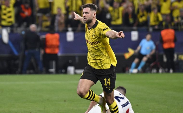FOTO: El Borussia Dortmund se impuso ante el PSG.