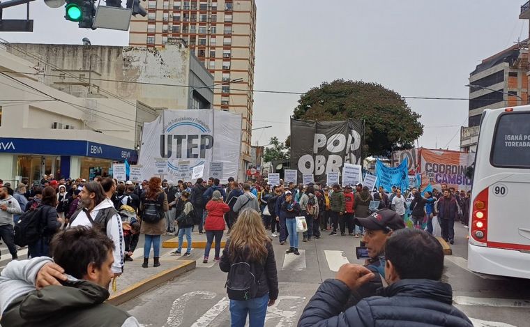 FOTO: Marchas en Buenos Aires: aplican el protocolo antipiquete. (Orlando Morales/Cadena 3)