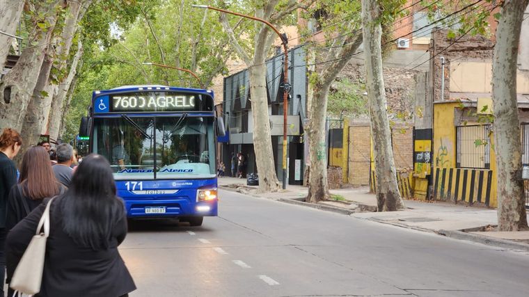 FOTO: Los choferes de colectivo de Mendoza podrán decidir si se unen al paro de la CGT