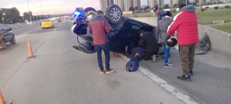 FOTO: Accidente de tránsito en cadena con persona herida en avenida Circunvalación