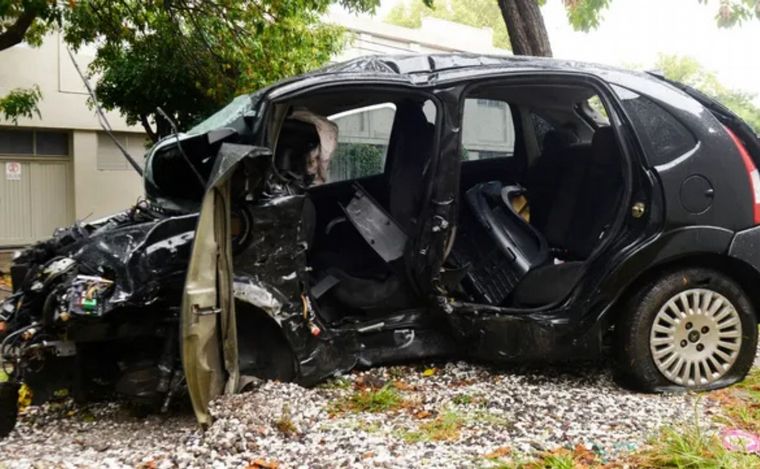 FOTO: El coche en el que viajaban los Pizzorno la noche del 20 de marzo de 2021.