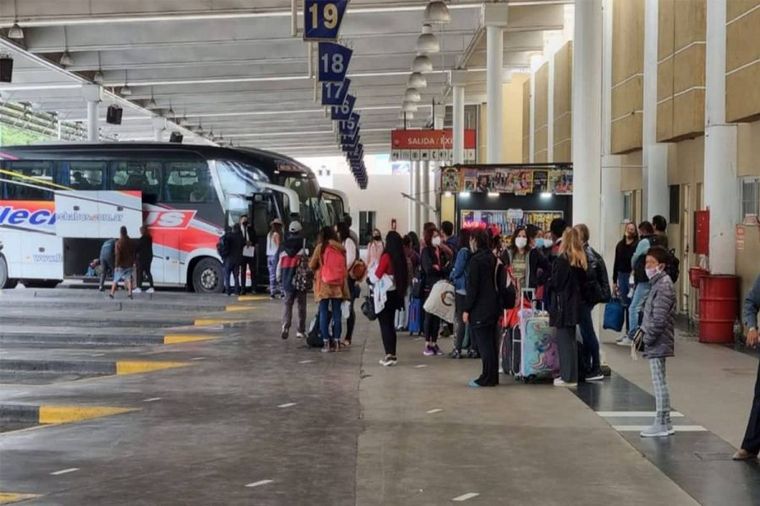 FOTO: Cuestionan la suba del transporte en Salta: 