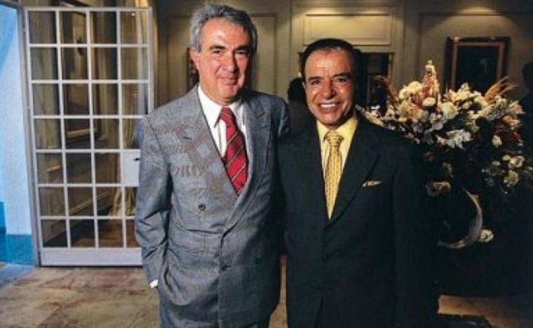 FOTO: Alberto Kohan junto al ex presidente Carlos Menem.