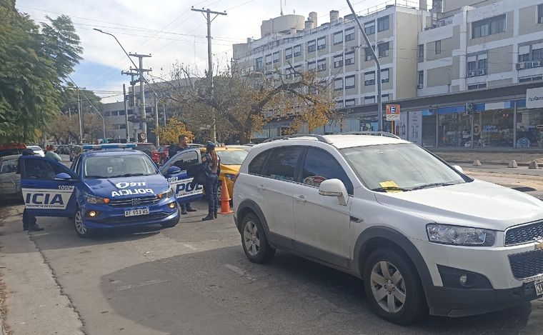 FOTO: El incidente ocurrió frente al Hospital Privado. (Foto: Federico Borello/Cadena 3)