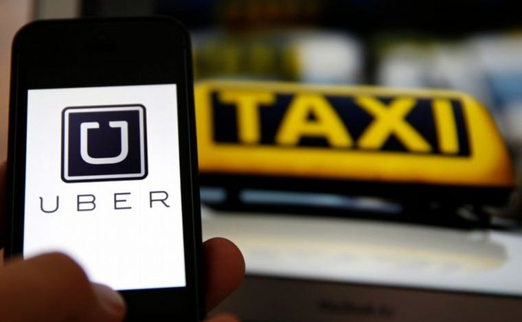 FOTO: Uber y taxistas, nuevamente en el foco del debate.