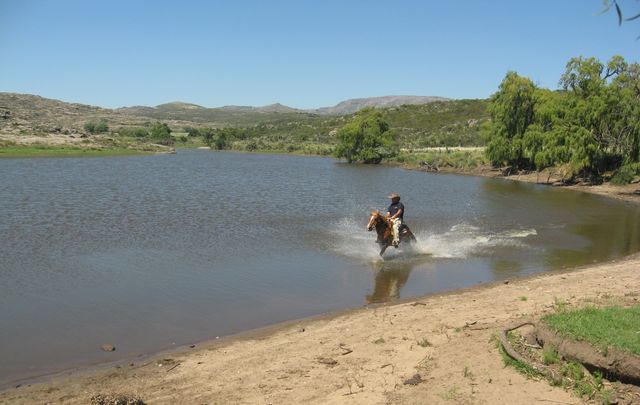 AUDIO: Dique de la estancia El Palmar, en Characato, una alternativa para los turistas (Informe de Juan Pablo Viola) 