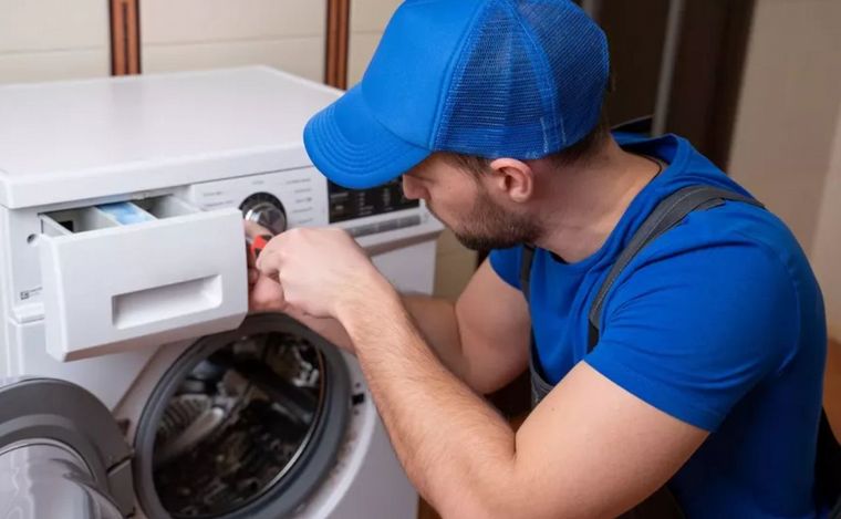 FOTO: El arreglo de un electrodoméstico, ¿conviene más que la compra de uno nuevo?
