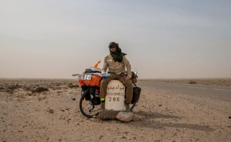 FOTO: Juan Ignacio Betolli en el Desierto del Sahara (Foto: @juanibett).