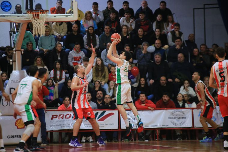 FOTO: Atenas cayó ante Suardi en suplementario. (Foto: Prensa Suardi)