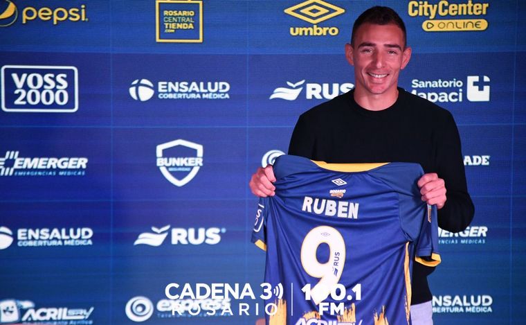 FOTO: Marco Ruben fue presentado en Rosario Central. 