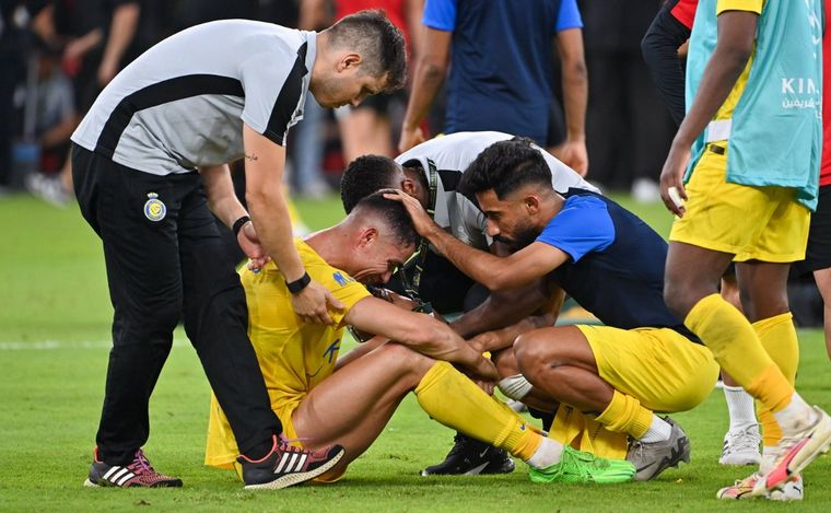 FOTO: Ronaldo rompió en llanto tras los penales. (Foto:@Sc_Espn)