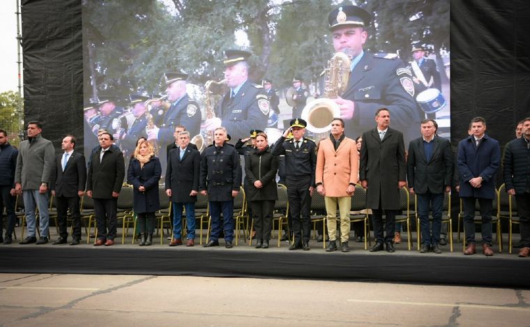 FOTO: Presentaron a los cadetes y patrulleros que reforzarán la Policía de Córdoba.