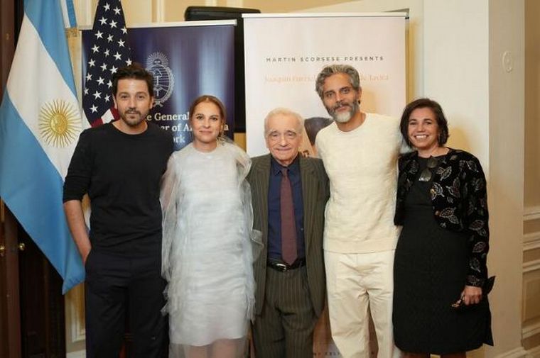FOTO: Scorsese con Joaquín Furriel y la directora del film.