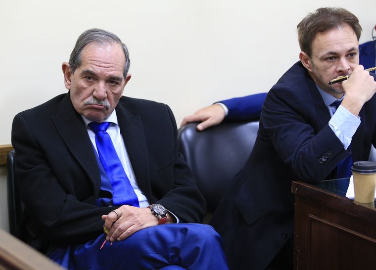 FOTO: El ex gobernador de Tucumán, José Alperovich, en el juicio en su contra. 