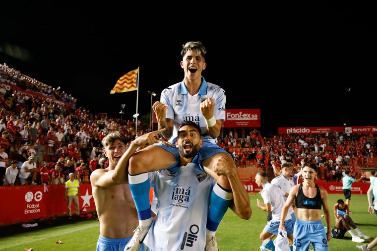 FOTO: Tras un emocionante final, el Málaga volvió a la segunda división. (Foto:@MalagaCF)