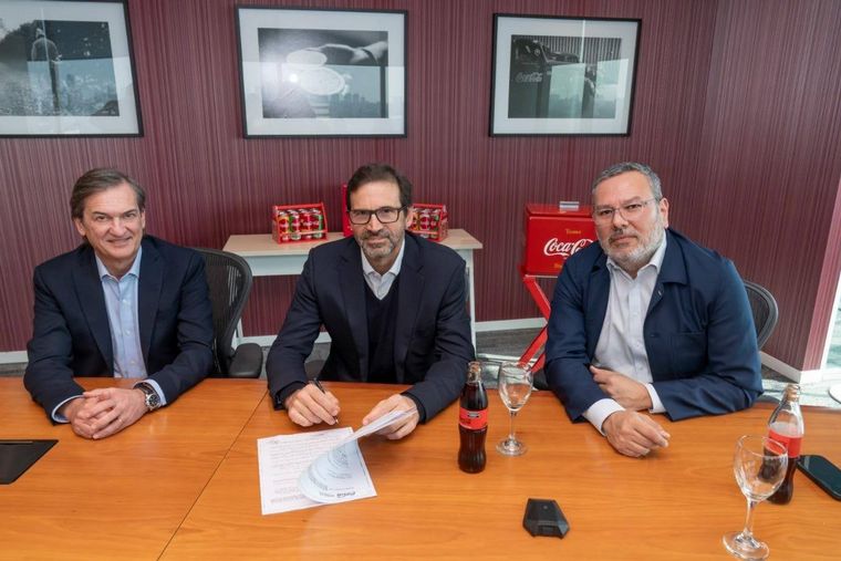 FOTO: Coca-Cola Andina Argentina incorpora energía renovable de Pampa Energía