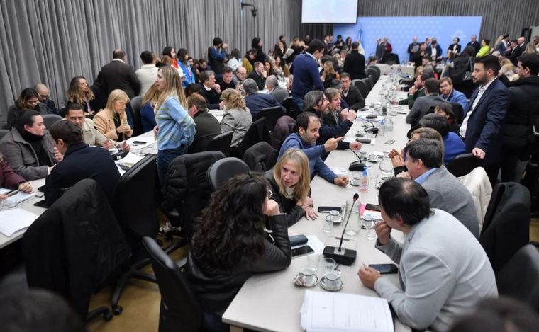 FOTO: El plenario de comisiones de la Cámara baja aprobó un dictamen de mayoría. 