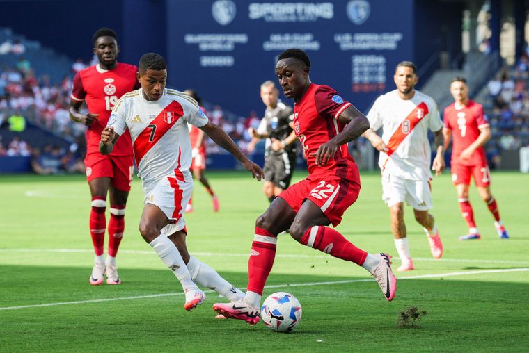 FOTO: Perú fue sorprendido por Canadá en Kansas City. (Foto: NA)