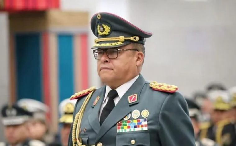 FOTO: Juan José Zúñiga, comandante del Ejército de Bolivia. (Foto: BBC)
