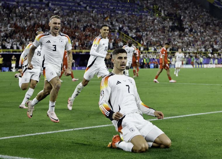 FOTO: Alemania venció a Dinamarca y se metió en cuartos. 