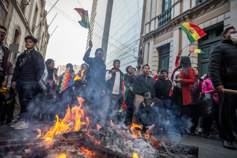 FOTO: Las manifestaciones en las calles de La Paz. (Foto: archivo/NA)