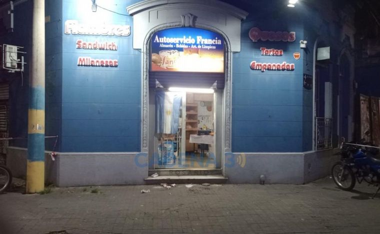 FOTO: Hirieron a un gendarme en el robo a un comercio del macrocentro de Rosario.