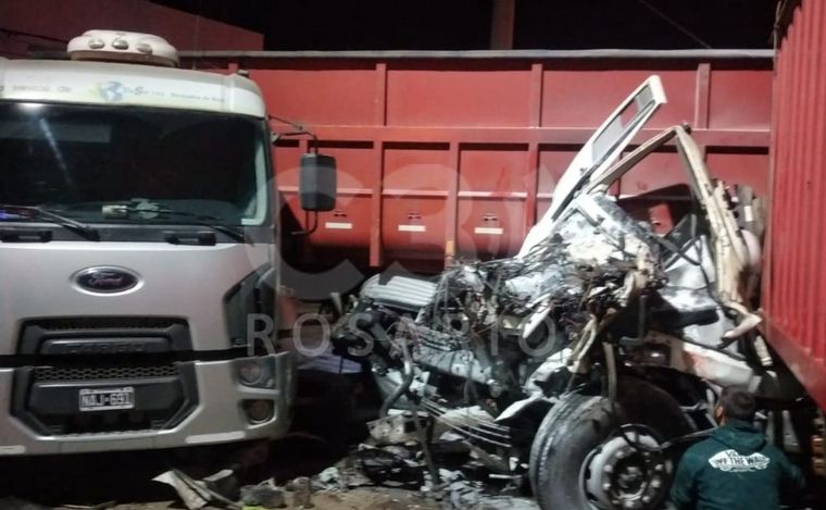 FOTO: Impresionante accidente en Ricardone: chocaron tres camiones.