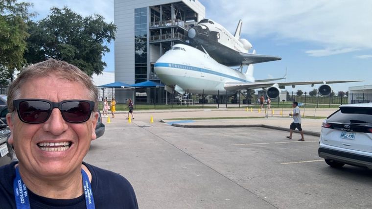 FOTO: Cadena 3 en el Centro Espacial de Houston