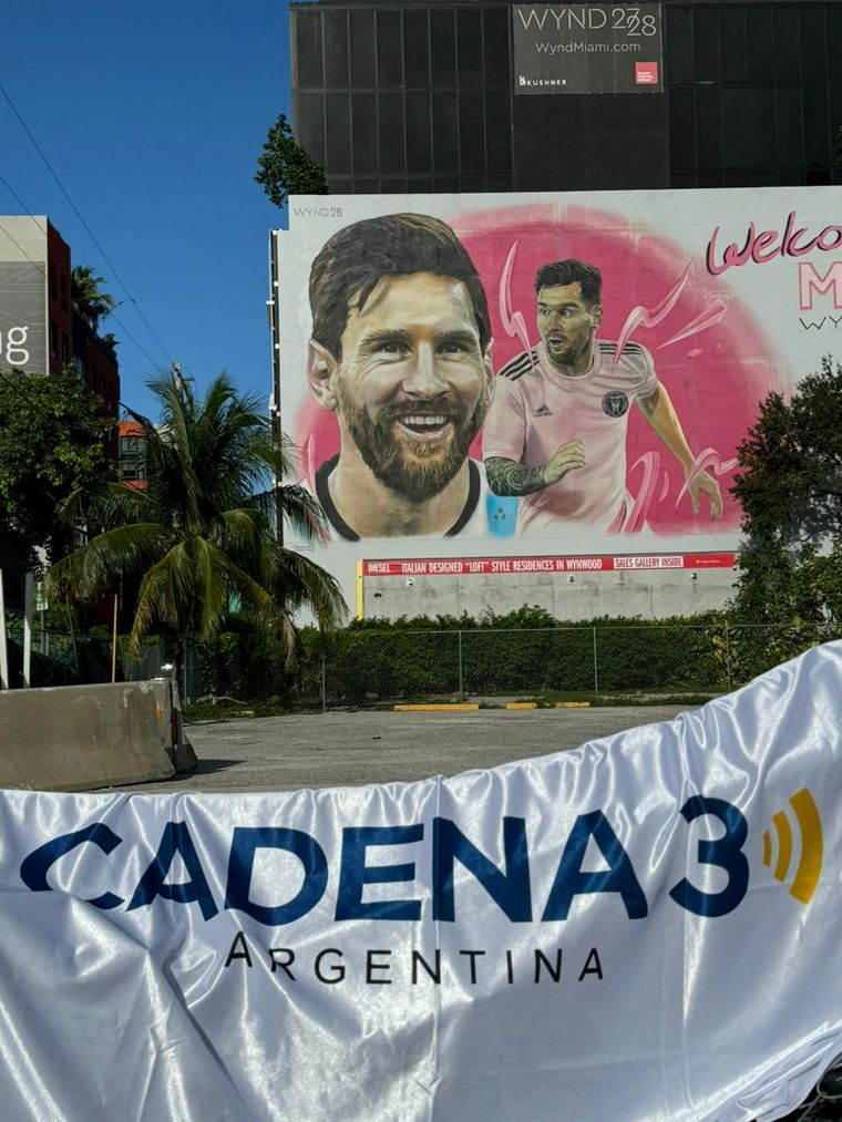 FOTO: El Fan Fest de la AFA llenó de color la previa entre Argentina y Ecuador