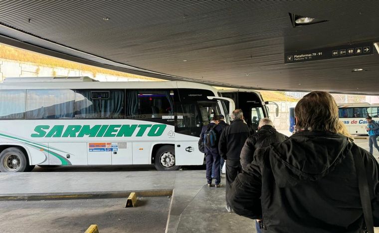 FOTO: Subió este viernes el transporte interurbano. (Foto: Octavio Liberali/Cadena 3)