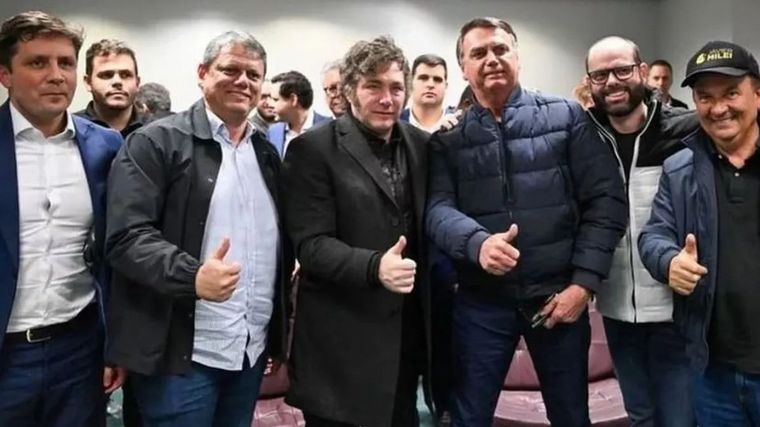 FOTO: Milei y Bolsonaro, juntos en Brasil.