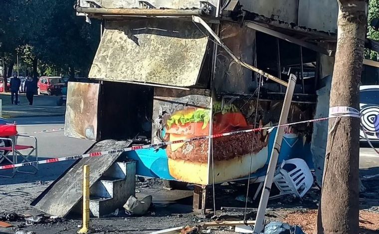 FOTO: El carrito se encontraba en el Parque Independencia. Foto: @br1correa