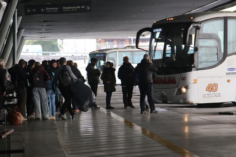 FOTO: Aoita levantó el paro de interurbanos en Córdoba.