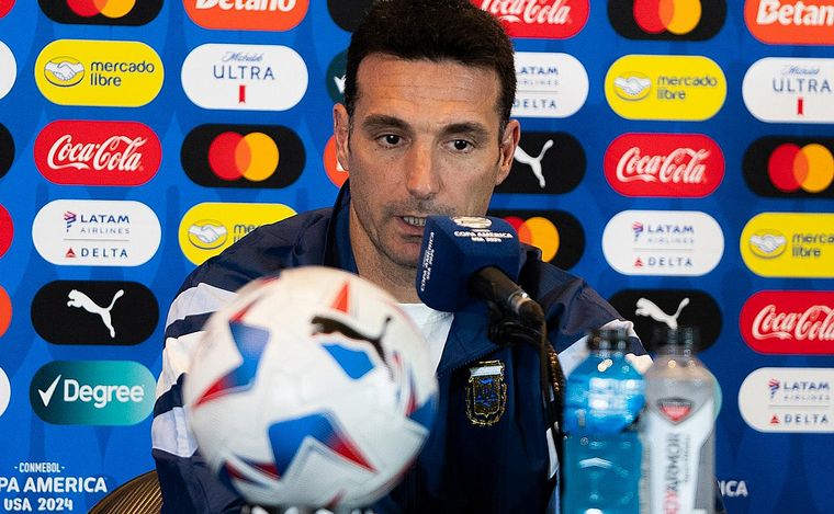 FOTO: Lionel Scaloni, entrenador de la selección.