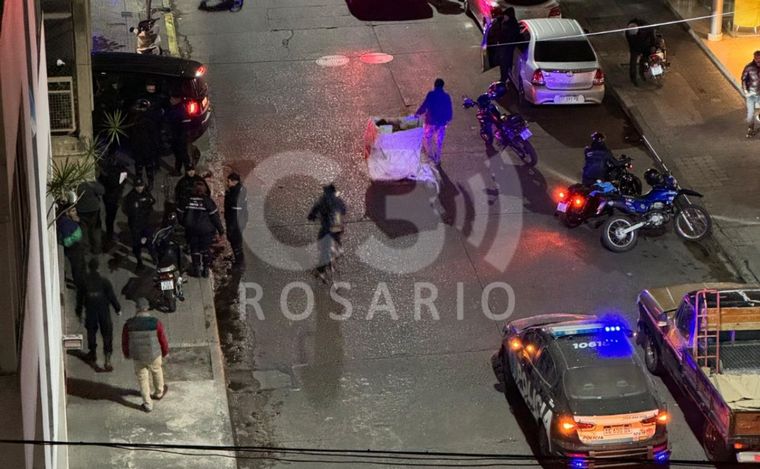 FOTO: Las autoridades arribaron tras el llamado del fletero. 