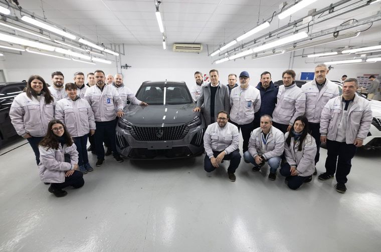 FOTO: Stellantis Argentina inició la producción del Nuevo PEUGEOT 2008 en El Palomar