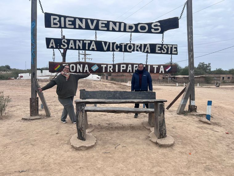 FOTO: Rosalía Cazorla y Eric Italia llegaron a Santa Victoria Este.