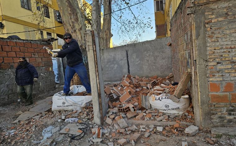 FOTO: El derribo se llevó a cabo en la zona oeste de Rosario. 