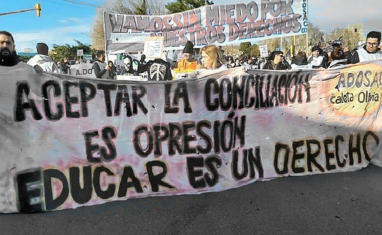 FOTO: Santa Cruz. A pesar de la conciliación obligatoria, muchos docentes pararon.