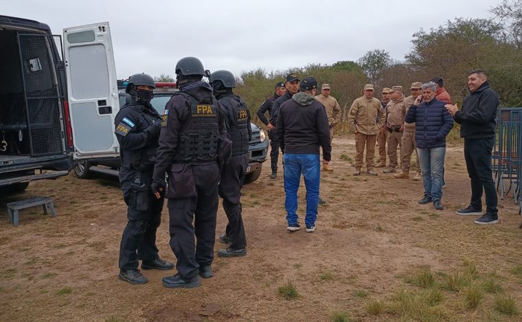 FOTO: La Policía desarticuló un after tras la fiesta de Richie Hawtin: cinco detenidos.