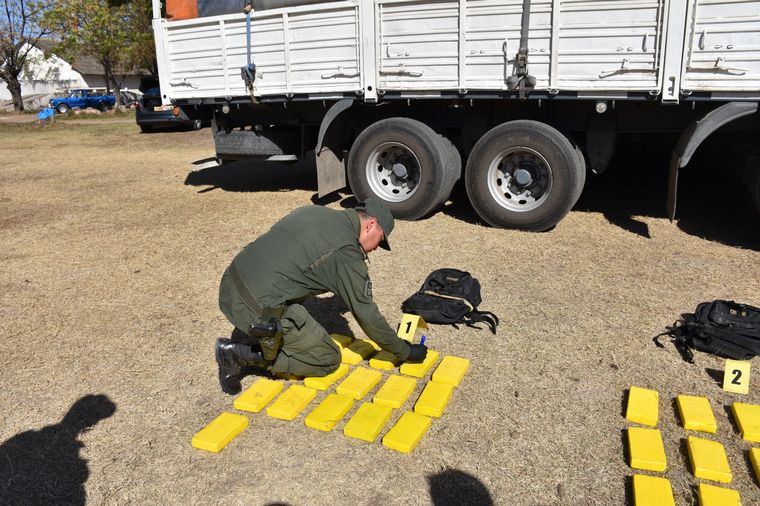 FOTO: Operativo antidrogas en la ruta 34. (Gendarmería Nacional)