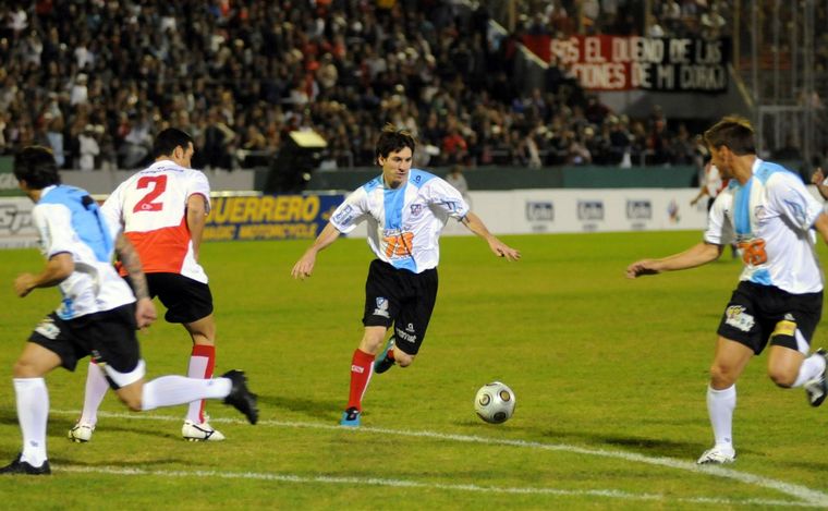 FOTO: Circuito Messi: un viaje al mundo del astro del fútbol en su barrio de Rosario.